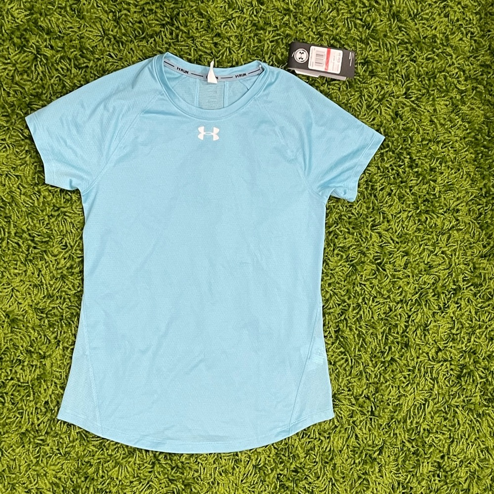 Women Under Armour t shirt size XS